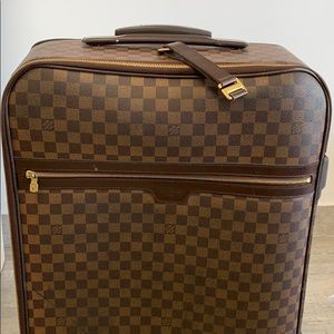 Louis Vuitton Luggage Damier 70